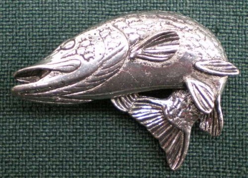 Hecht anstecknadel pin f39 - hecht,