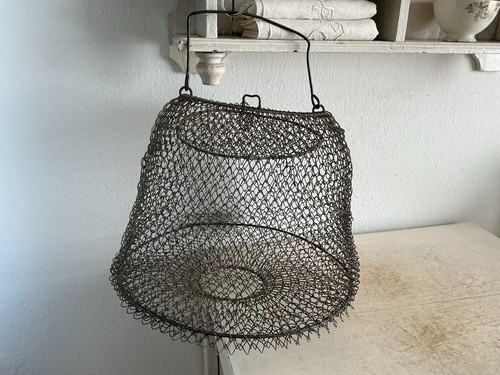 Alte kleine fischreuse - fischreuse, shabby