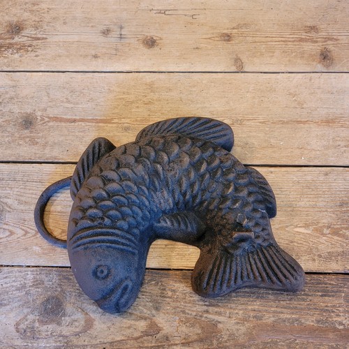 Alte backform fisch gusseisen - alte,